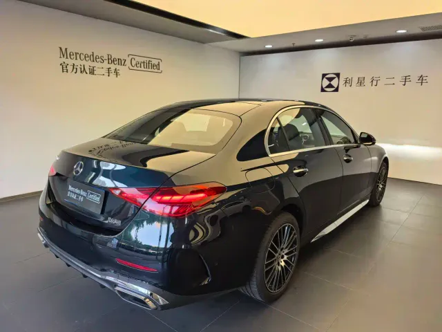 Mercedes-Benz C-Class — Фото автомобиля 12