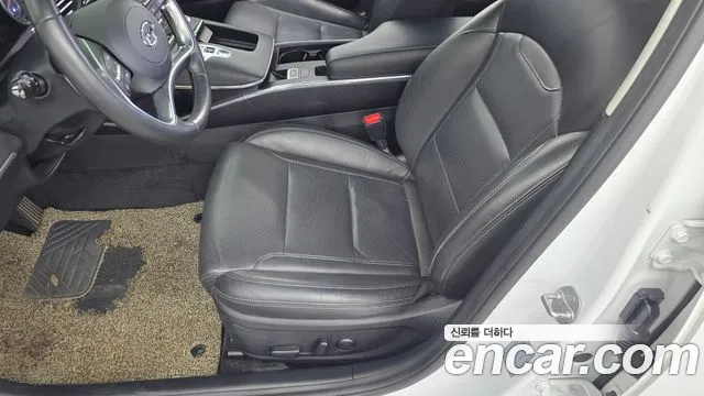 Hyundai Grandeur Новый Grandeur IG 3.0 LPi (Для проката) — Фото автомобиля 29