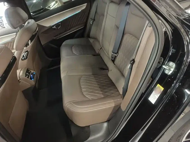 BYD Han — Фото автомобиля 16
