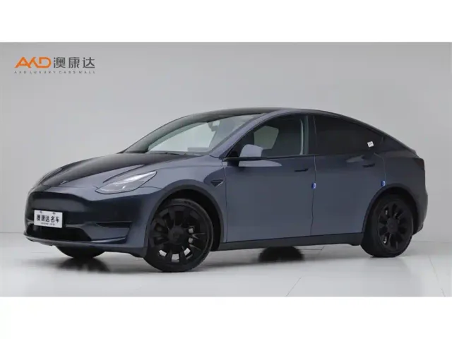 Фотография автомобиля — Tesla Model Y