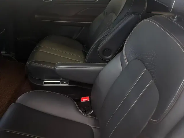 GAC Trumpchi M6 — Фото автомобиля 16