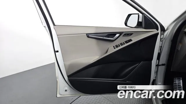 Kia Niro New — Фото автомобиля 13