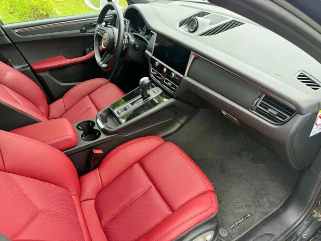 Porsche Macan — Фото автомобиля 13