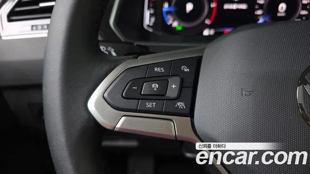 Volkswagen Tiguan Tiguan 2 поколение 2.0 TDI Prestige — Фото автомобиля 24