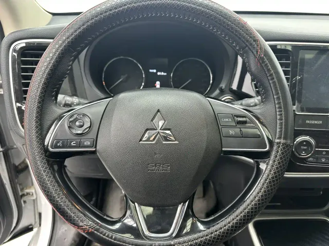 Mitsubishi Outlander — Фото автомобиля 16