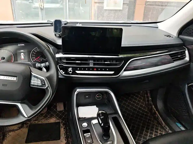 Haval H6 — Фото автомобиля 13