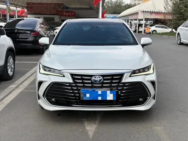 Toyota Avalon — Фото автомобиля 2