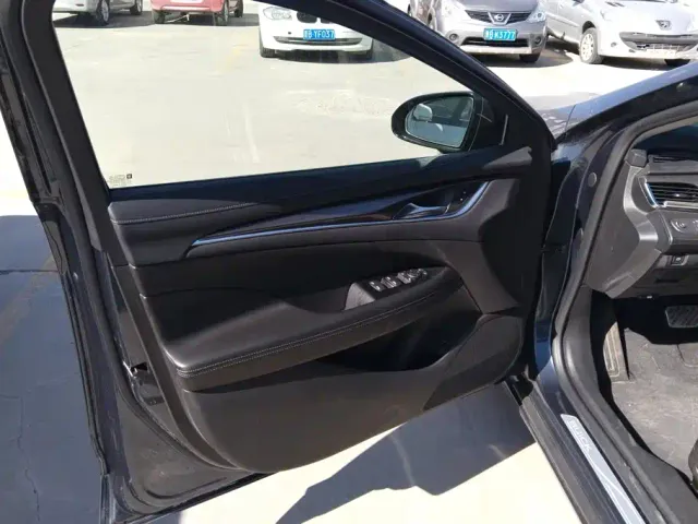 Buick LaCrosse — Фото автомобиля 7