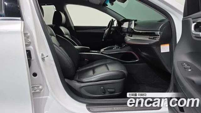 Hyundai Grandeur (New) Hybrid — Фото автомобиля 16