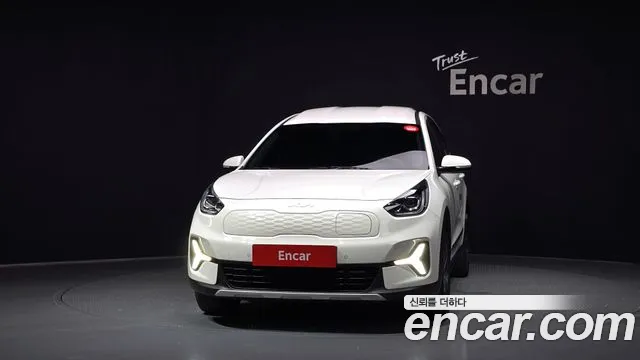 Kia Niro Niro Plus Air — Фото автомобиля 3