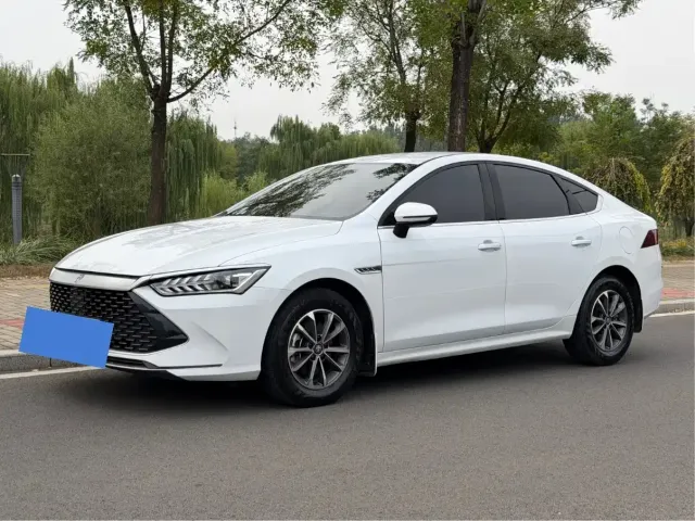Фотография автомобиля — BYD Qin PLUS