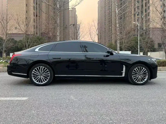 Hongqi H9 — Фото автомобиля 4