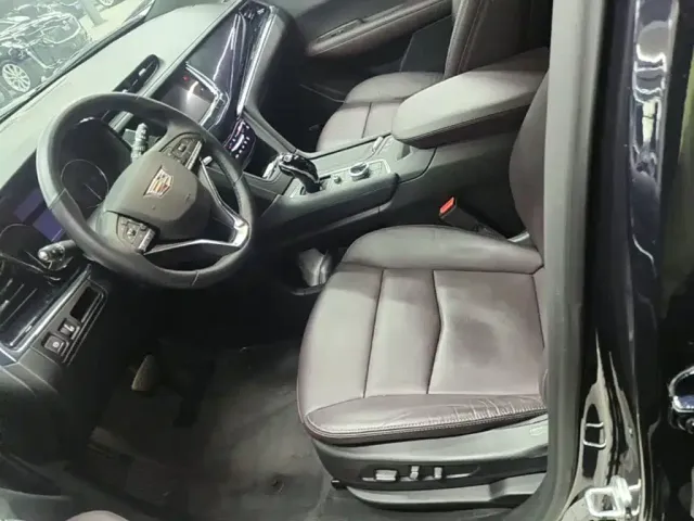Cadillac XT6 — Фото автомобиля 14