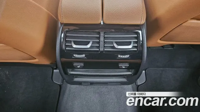 BMW 5-Series — Фото автомобиля 16