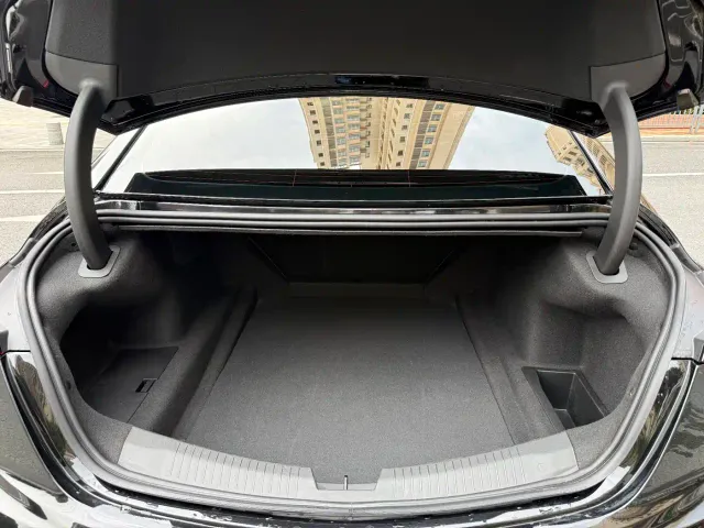 Cadillac CT5 — Фото автомобиля 8