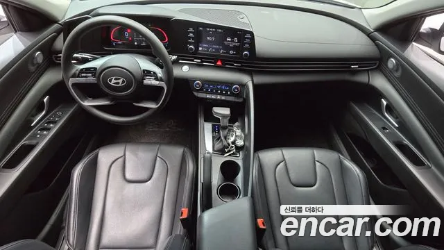 Hyundai AVANTE Новый Avante (CN7) — Фото автомобиля 7