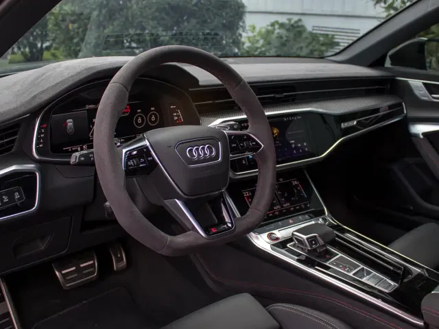 Audi RS 6 — Фото автомобиля 8