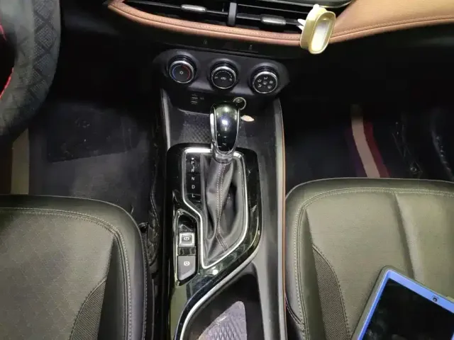 Buick Verano — Фото автомобиля 16