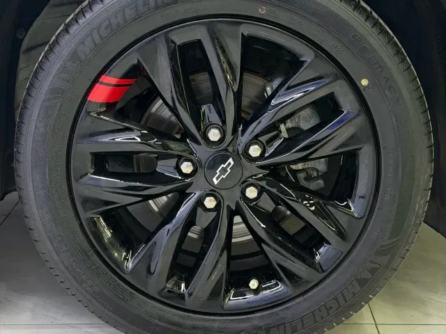 Chevrolet Orlando — Фото автомобиля 20