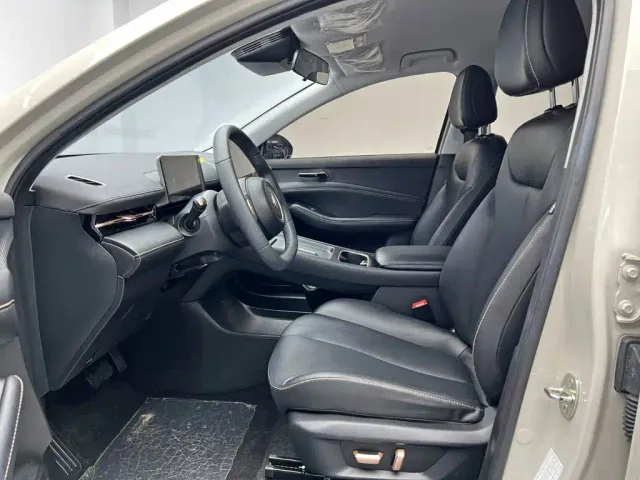 Baojun Yunhai — Фото автомобиля 14