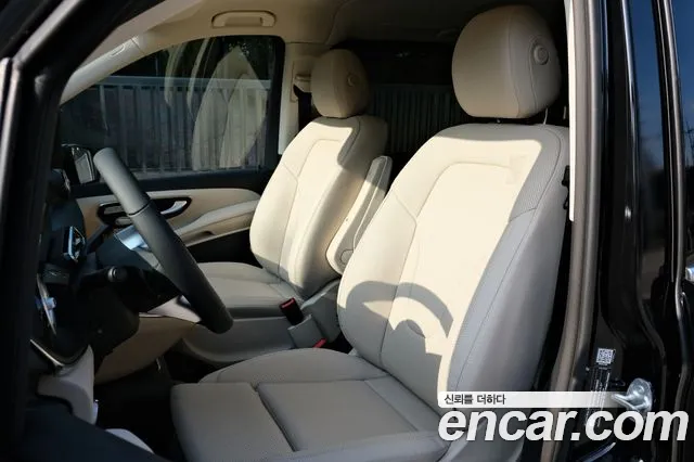 Mercedes-Benz V-Class — Фото автомобиля 9