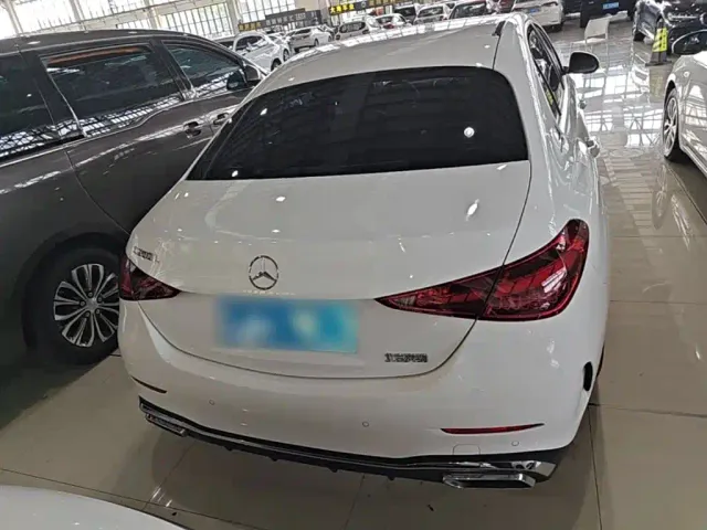 Mercedes-Benz C-Class — Фото автомобиля 5