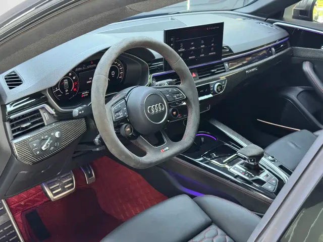 Audi RS 5 — Фото автомобиля 4