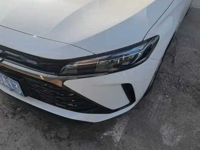 Chevrolet Monza — Фото автомобиля 23