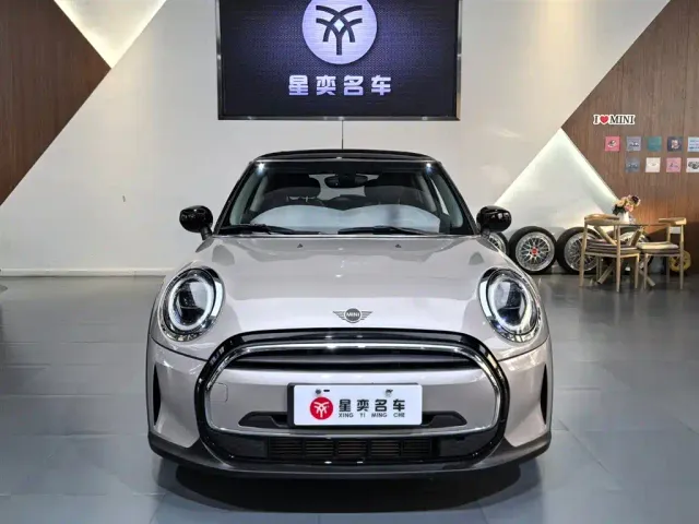 MINI Hatch — Фото автомобиля 2
