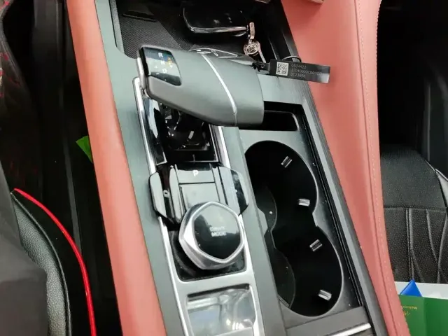 Changan CS75 Plus — Фото автомобиля 15