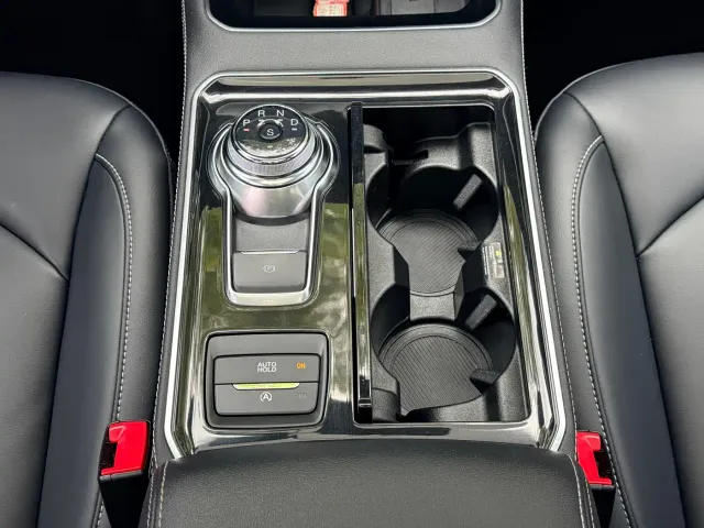 Ford Edge — Фото автомобиля 16