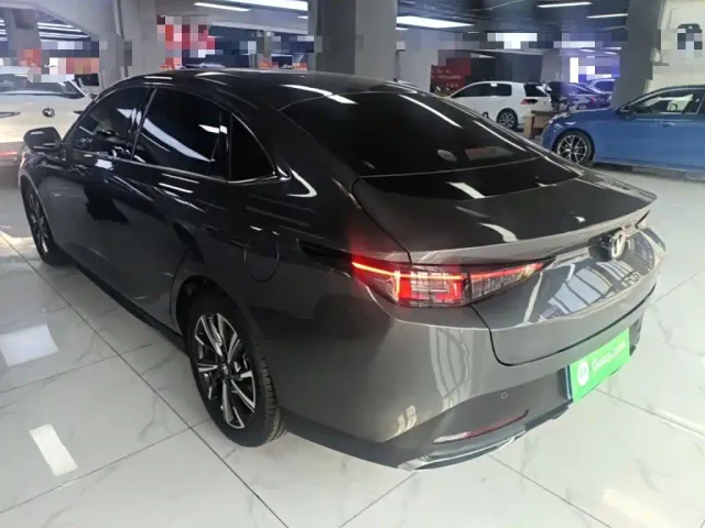 Changan Eado — Фото автомобиля 4