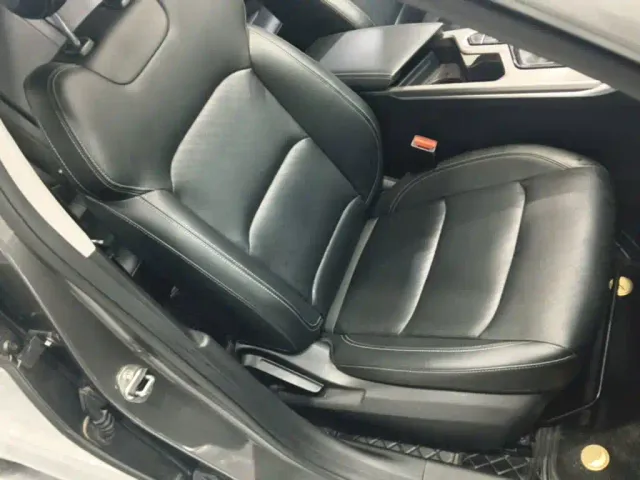Geely Emgrand — Фото автомобиля 24