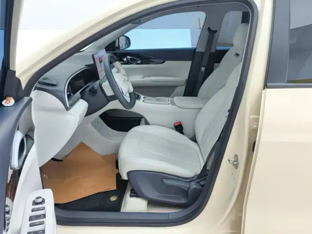 Geely Starry Wish — Фото автомобиля 9