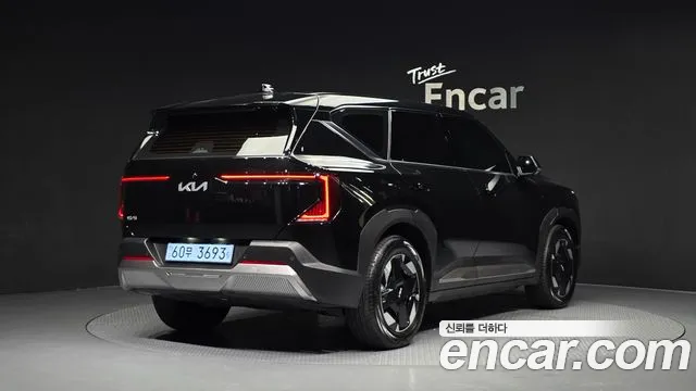Kia EV5 — Фото автомобиля 2
