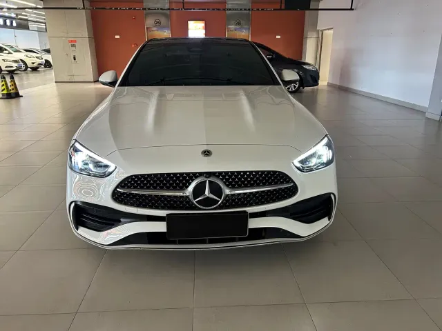 Mercedes-Benz C-Class — Фото автомобиля 2