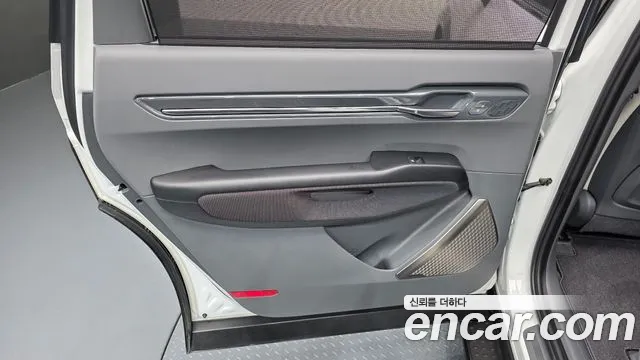 Kia EV9 — Фото автомобиля 25