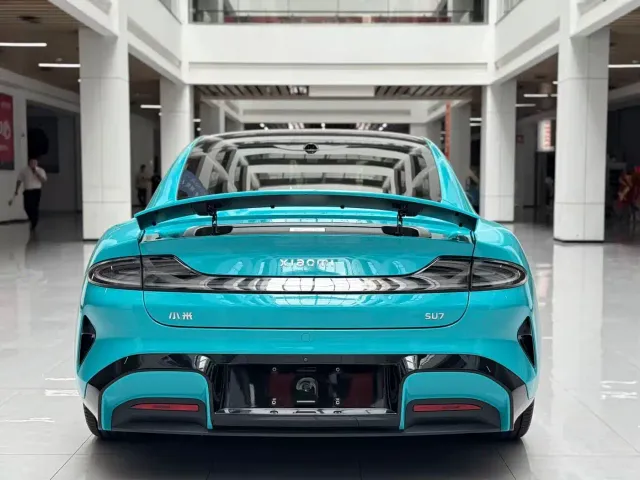Xiaomi SU7 — Фото автомобиля 6