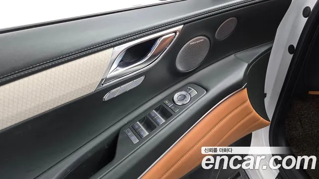 Genesis GV80 — Фото автомобиля 20