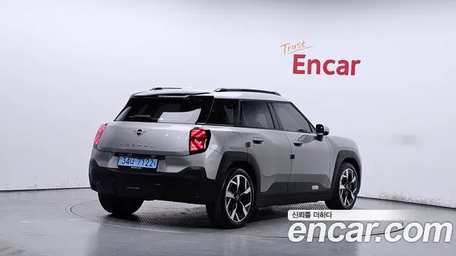 MINI Aceman 1st Gen — Фото автомобиля 2