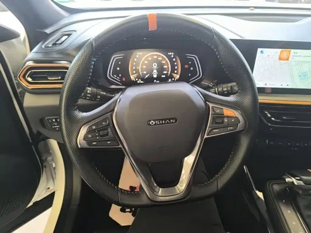 Changan Oushang X5 — Фото автомобиля 10