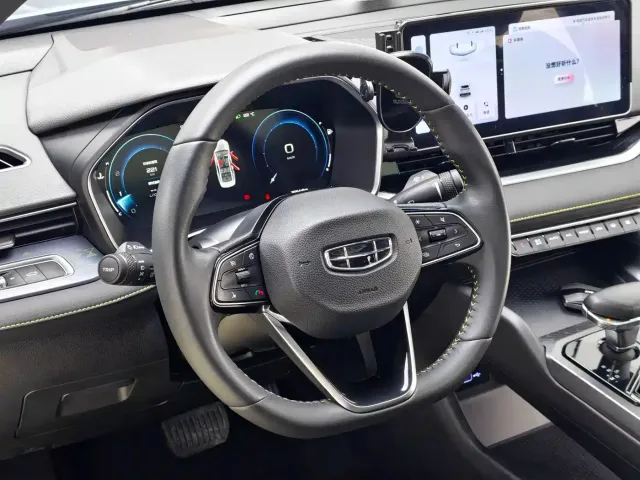 Geely Xingrui — Фото автомобиля 12