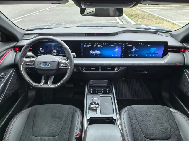 Ford Mondeo — Фото автомобиля 7