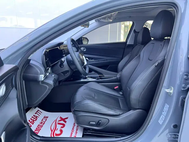 Hyundai Elantra — Фото автомобиля 17