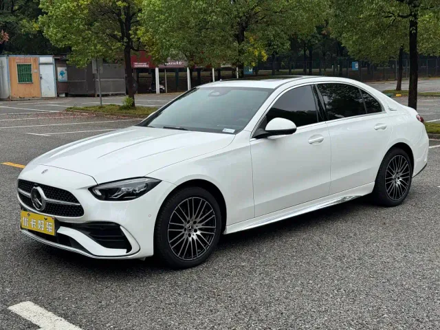Mercedes-Benz C-Class — Фото автомобиля 4