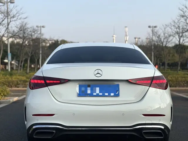 Mercedes-Benz C-Class — Фото автомобиля 4