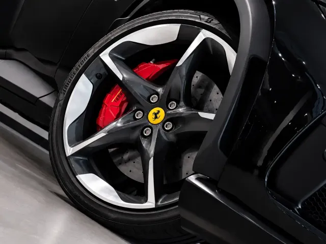 Ferrari Purosangue — Фото автомобиля 14