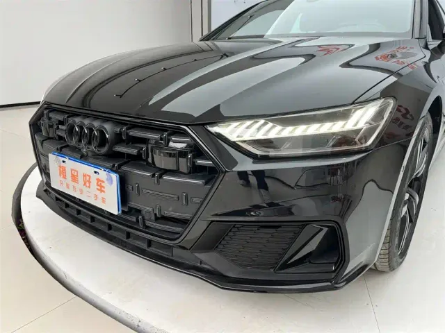 Audi A7L — Фото автомобиля 7
