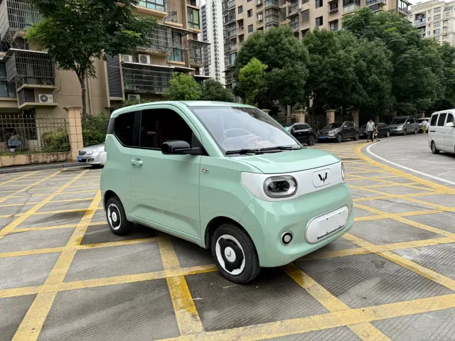 Wuling Hongguang Mini EV — Фото автомобиля 3