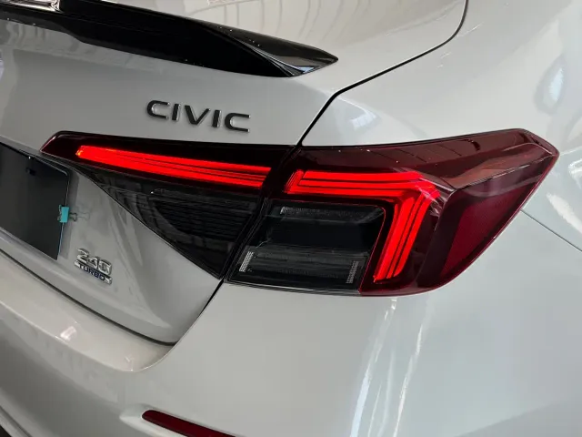 Honda Civic — Фото автомобиля 22